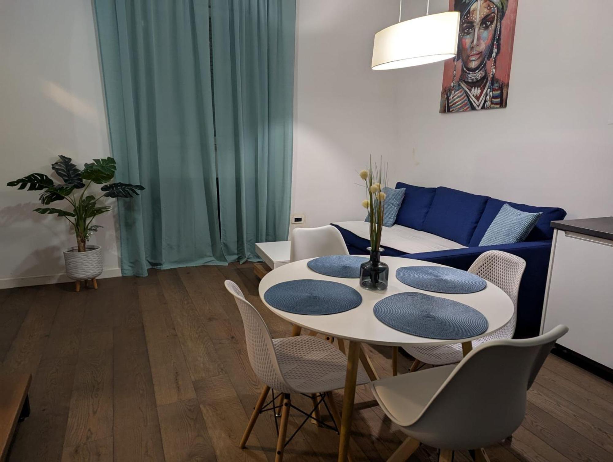Fantabulous Downtown Abode W King Bed, 65" Tv, Washer And Tumble Dryer ザグレブ エクステリア 写真